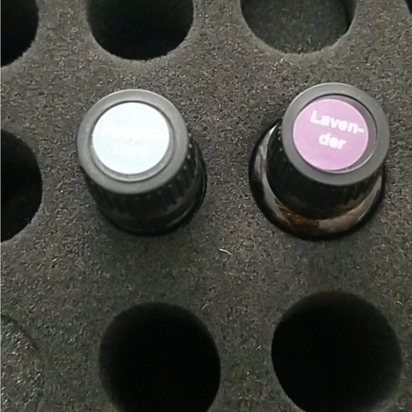 DoTERRA Essential Oil Storage Travel Bag Tote with Strap - Picture 10 of 12